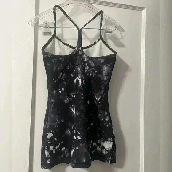 LULULEMON Power Y Tank Luon
Dusk Dye White Black - Picture 3 of 5